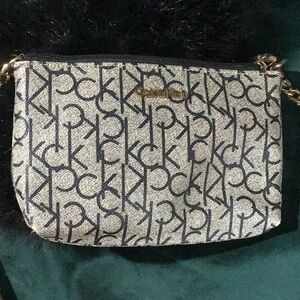 Calvin Klein cross body